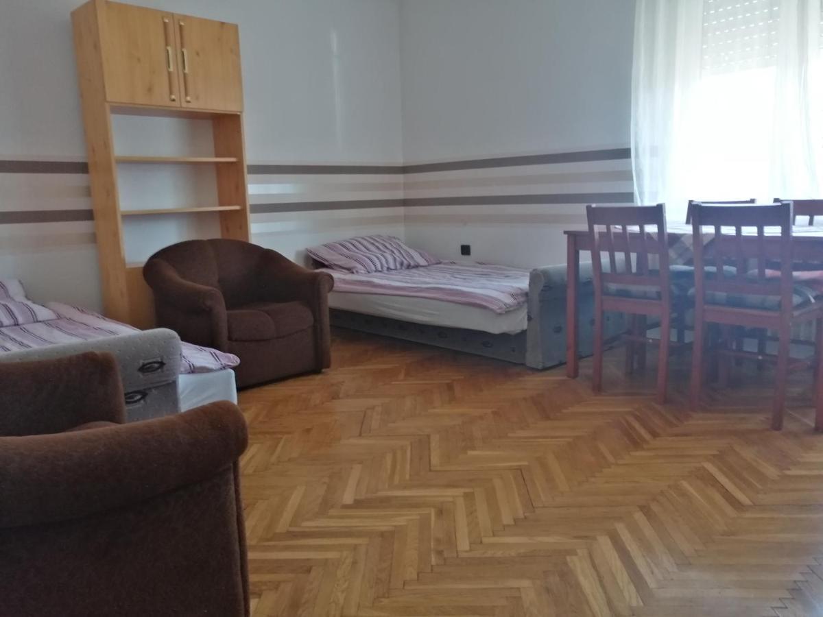 Belvarosi Vendeghaz Miskolc Luaran gambar
