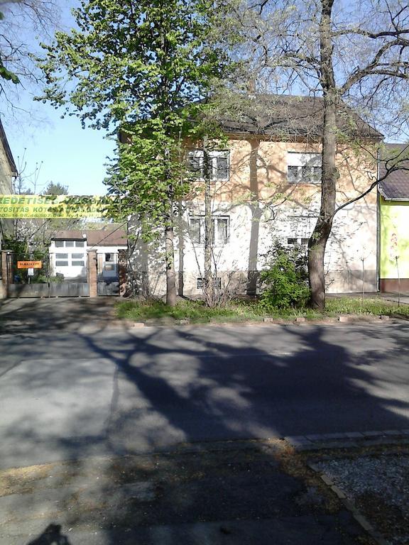 Belvarosi Vendeghaz Miskolc Luaran gambar